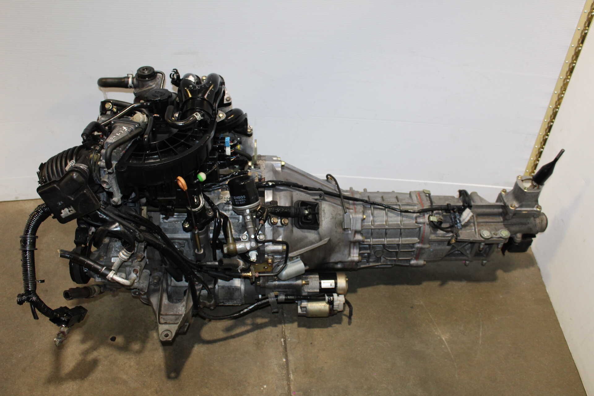 04-08 JDM MAZDA RX8-8 1.3L MOTOR 13B ROTARY ENGINE 6 SPEED MANUAL TRANSMISSION 6- PORT: Image 1