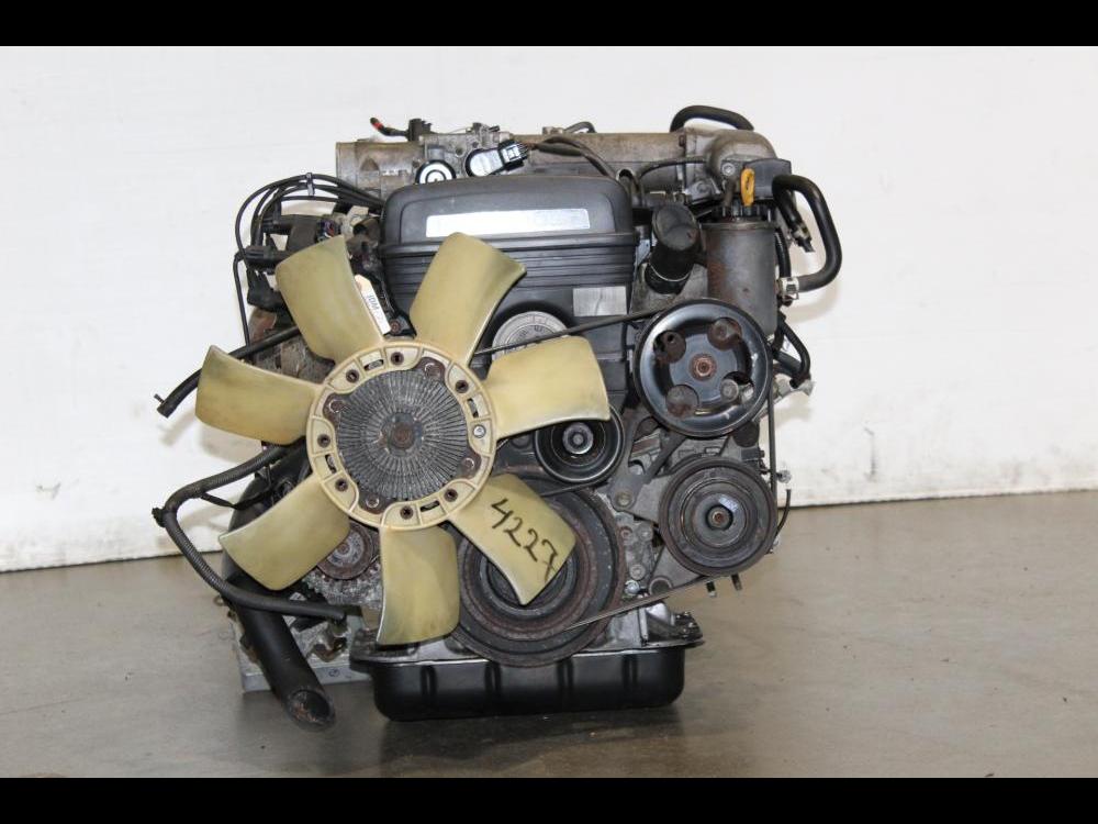JDM TOYOTA 2JZ-GE NON VVTI ENGINE 5SPEED MANUAL TRANSMISSION: Image 7